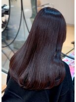 ピエスプリヴェ(PIECE PRIVE)&nbsp;艶髪ストレートスタイル