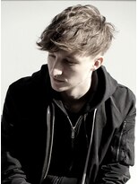 ワースホワイル(WORTH WHILE)&nbsp;刈り上げセンターパートサーフカール波巻きツイストスパイラル