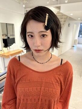 ナリー 裏寺(Nary) ふわっと軽いshort bob style
