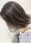 《grow 蒲田》3Dハイライトの外ハネショートボブ