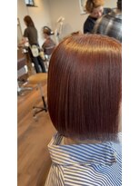 エスト(est.) 切りっぱなしボブ×チェリーレッド×ミネコラトリートメント