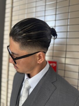 バイブアンドアネックス(VIBE & ANNEX) マンバンヘアー