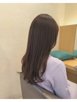 ウイ バイ ファースト 北四番丁店(u'i by first)&nbsp;フォギーベージュのロングスタイル