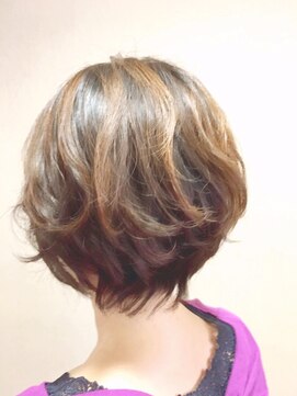 バーニー(BARNEY) ゆるふわショートボブ