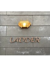 LADDER【ラダー】