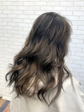 ルピナス(Lupinus) バレイヤージュ