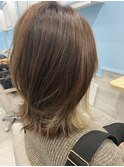 大人気☆イヤリングカラーライトシルバー＆外ハネミディアム