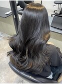 グレージュカラー×レイヤーカット