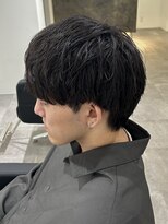 ヒュイル バイ ニアウ(Hwyl by Niau) メンズカットパーマパーマ縦落ちツイストシャドウパーマカット