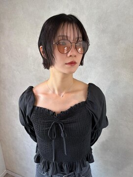 ミューバイケンジ(miu by KENJE) miu&清水大誠 ぱつっとボブ レイヤー