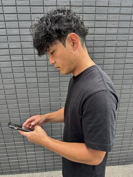 ハイバレーヘアーメゾン(HIGH VALLEY HAIRMAISON) メンズパーマ波巻きパーマゆるめふんわりパーマ岡山南中央町