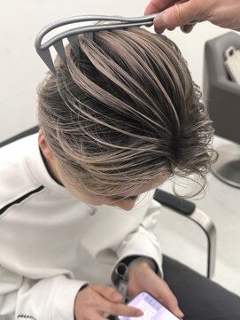 イーラ 2d(era) カット　バレイヤージュ　外国人風カラー