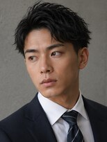 リット 甲南店(Lit.)&nbsp;前髪なし アップバング ツーブロック ビジネスヘア 黒髪 20代