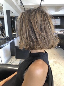 ルーヴェ(LOWE) 能瀬 ハイライトベージュロブ