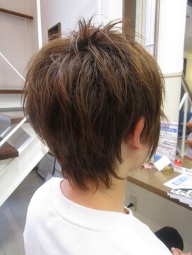 コアフィールフィス(COIFFURE fils) 【見附・今町】unisexな耳掛けショート