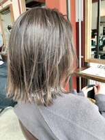 ルーファス 恵比寿 渋谷(Ruufus)&nbsp;白髪ぼかしハイライトラフボブ【Ruufus恵比寿渋谷】31578