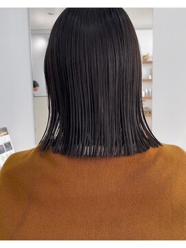 シーバイトリコ 市川(SEA by tricot) ぱっつんボブ