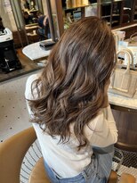 リバレッジ 広尾(Leverage)&nbsp;海外ヘア細めハイライトベージュ【広尾/恵比寿】担当：柴崎