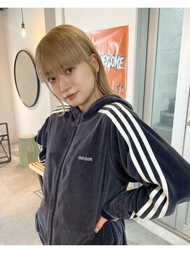 ルーム(Loom.) ハイトーン ブリーチ ケアブリーチ ベージュ グレージュ ボブ