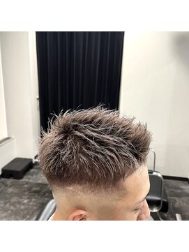 リレイズ(RE.RAISE) 外国人風フェードスタイル