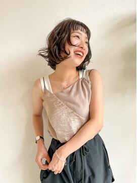 ヘアサロン セロ(Hair Salon SERO) 【セロ姫路】シースルーバング_無造作カールのミディアムボブ
