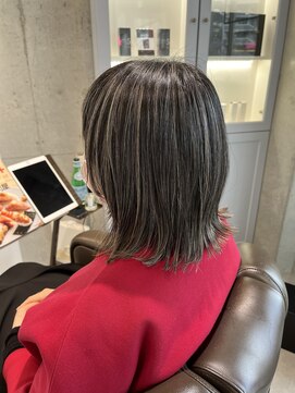 ロエ(loe) 福岡で唯一地毛ハイライトができる店！