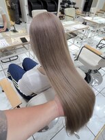 ゼスト フィーノ(ZEST fino)&nbsp;ブリーチ職人が縮毛矯正した髪にブリーチしてみたら！？