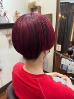 美容室 メザミー MESAMIES 奥行きショート大人可愛いアンブレラカラー透明感カシスレッド