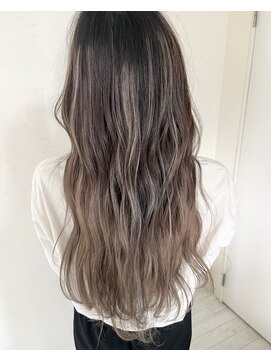マルルへアースタイル