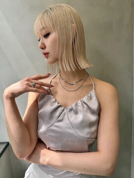 ロンドプロフィール 浦和(Lond profil) イメチェン　ボブ　外ハネボブ　美髪　ホワイトブロンド　韓国