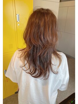 アーチテクトヘア(Architect hair by Eger) クセをいかしたハイレイヤースタイル