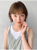 グレージュ 大人かわいい フェザーバング マッシュショート