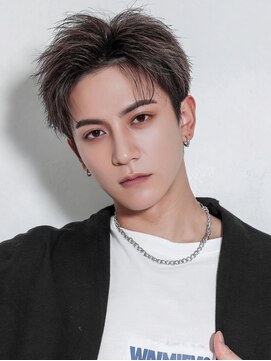 ＡｃｃｅｓｓＭｏｏｎ 米沢本店 MEN’S HAIR/サーフカール/刈り上げセンターパート/水戸米沢