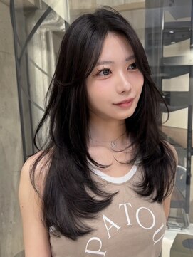 ヨロ 渋谷(YOLO) 韓国ヘアーハッシュカットレイヤーカットハイライトカラー