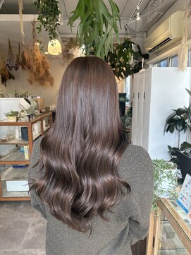 タオ(tao) ベージュカラー