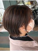 耳掛けショートボブ