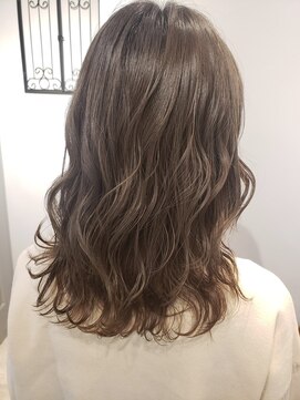 ヘア ケア ディエイチケー(HAIR CARE DHK) ふるゆわミディアムヘア