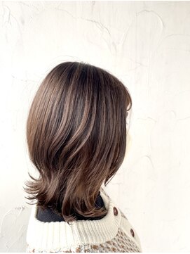 ラッソヘアー(Lasso hair) ミディアムボブ