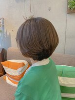 エム インターナショナル 春日部本店(EMU international)&nbsp;白髪も味方にお洒落なハイライトカラー