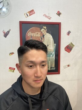 イマジョウヘッドストア(IMAJO HEAD STORE) ミドルフェードcut