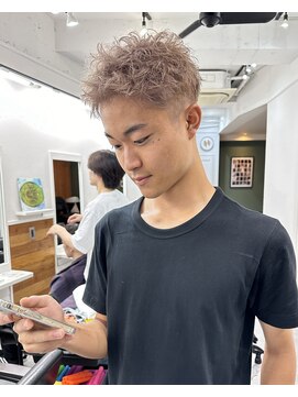 グリーン 高田馬場(green) 【HYUGA】ハイトーンスパイキーショート