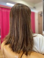 スノウ(snow)&nbsp;ハイライトな白髪ぼかし