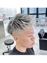 ルースト 西院店(ROOST)&nbsp;ツイストパーマ/ホワイトハイライト/ツーブロック