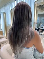 コンティロミー(CONTI ROMMY.) ツヤ髪☆髪質改善ウルトワトリートメント細めハイライトアッシュ