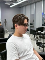 リッチブランドアンドコー(Rich Brand&Co)&nbsp;フェザーアップ バーバースタイル フェードカット メンズカット