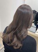 オリーブグレージュ