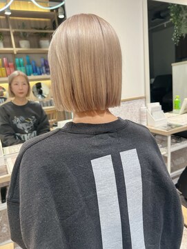 ゼストソエル(ZEST soell) ブロンドボブ◎