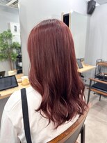 カミエ(kamie) ピンク×セミロングで叶う、大人っぽい透明感スタイル