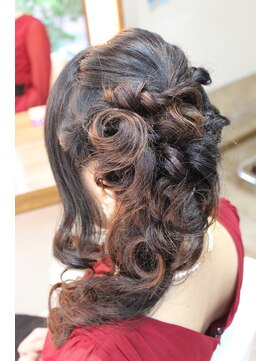 エフロード(f road) パーティー、結婚式用 ハーフアップ【f road菊名】