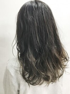 クアトロ グランシュ 川崎店(QUATRO × GranCieux) グレージュグラデーションカラー★QUATRO★